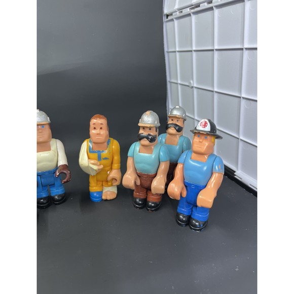 Vintage (1970s, 1980s) Lot of 7 Fisher-Price Husky Helper Figures - Picture 3 of 15